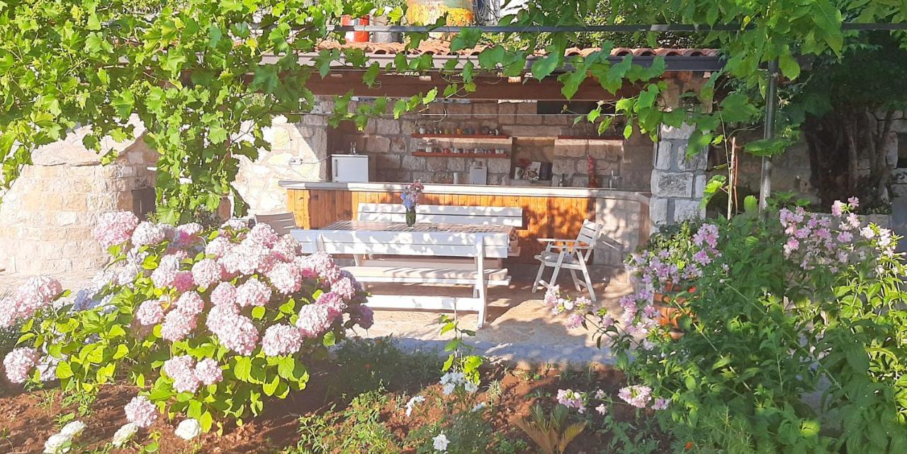 Vila Pegaz Virpazar Exterior foto